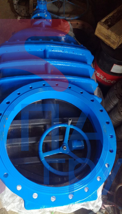 Задвижки 30ч539р Ду800 Ру10-16 2